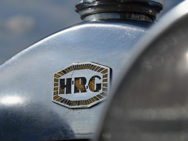 Image of the HRG logo mounted on the radiator shell. Image courtesy of Classic & Sports Car magazine.